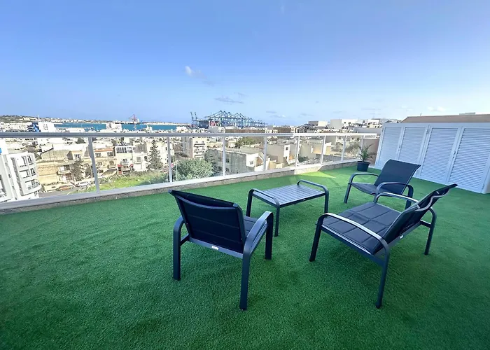 Southview Luxury Penthouse