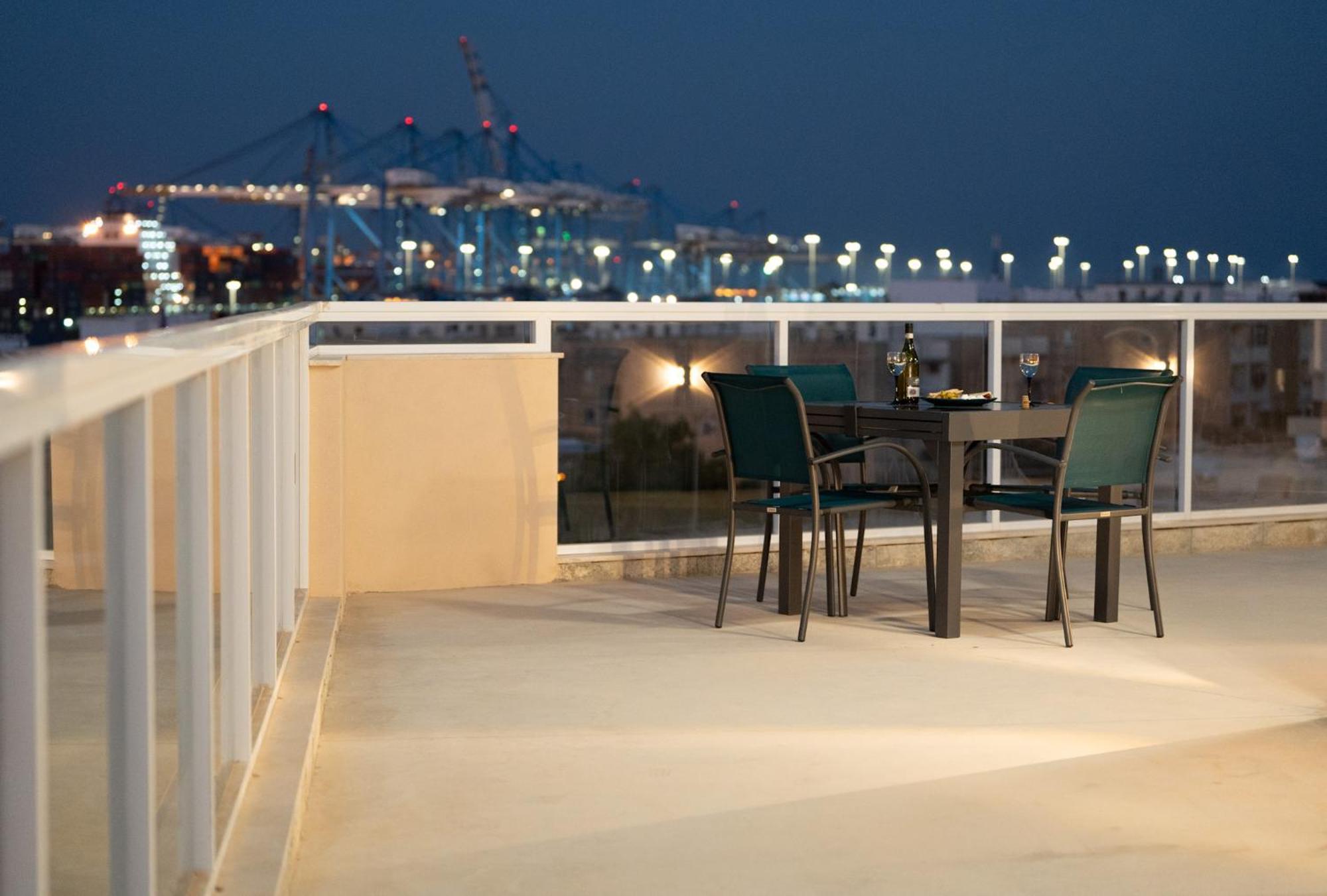 Southview Luxury Penthouse * Birzebbuga